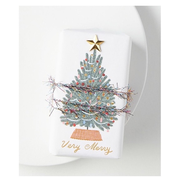 🎄Anthro Holiday Soap - Picture 2 of 5